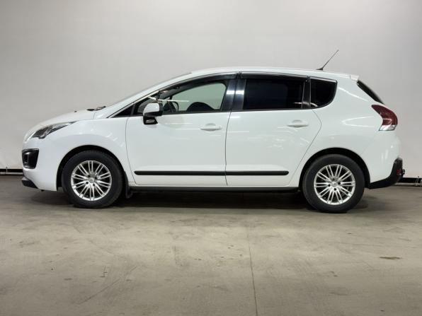 Peugeot 3008 I Рестайлинг с пробегом 2016 года, цена 949 000 рублей, 183550 км, внедорожник, Автокод Объявления