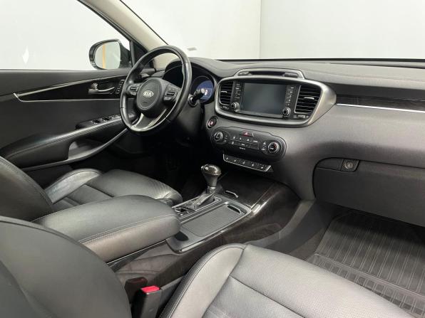 Kia Sorento III Prime с пробегом 2016 года, цена 2 450 000 рублей, 95775 км, внедорожник, Автокод Объявления