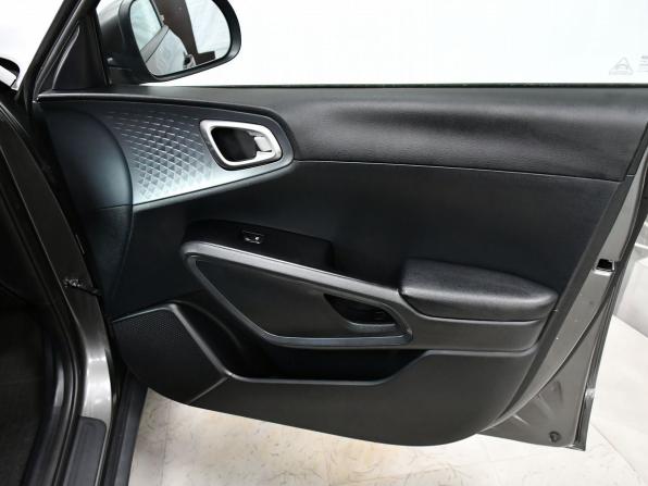 Kia Soul III с пробегом 2021 года, цена 1 937 000 рублей, 67205 км, хэтчбек, Автокод Объявления