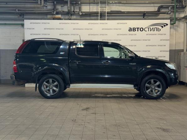 Toyota Hilux VII Рестайлинг с пробегом 2012 года, цена 1 699 000 рублей, 180710 км, пикап, Автокод Объявления