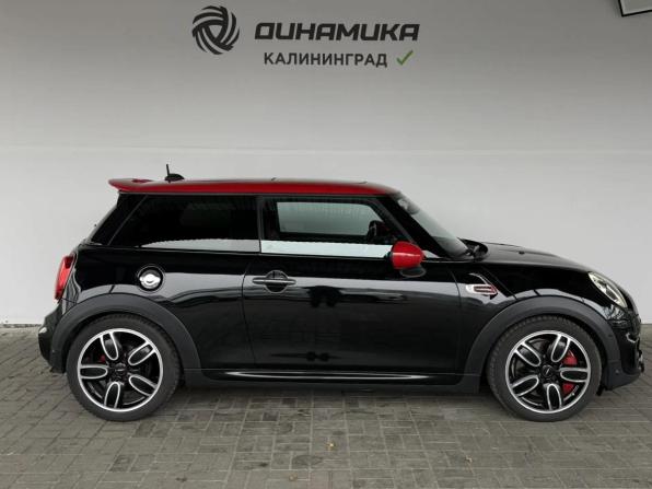 Mini Hatch III (F55/F56) с пробегом 2016 года, цена 2 170 000 рублей, 87573 км, хэтчбек, Автокод Объявления