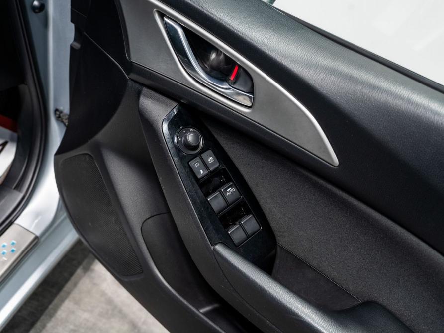 Mazda Axela III Рестайлинг Чита  - изображение 15