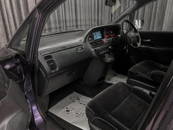 Honda Odyssey II Рестайлинг с пробегом 2002 года, цена 649 000 рублей, 350000 км, минивэн, Автокод Объявления