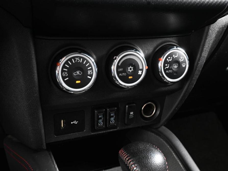 Mitsubishi Outlander Sport I Рестайлинг 2 Ростов-на-Дону  - изображение 14