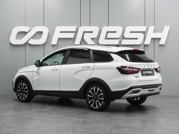 Lada (ВАЗ) Vesta I Рестайлинг (NG) с пробегом 2024 года, цена 1 590 000 рублей, 44418 км, универсал, Автокод Объявления