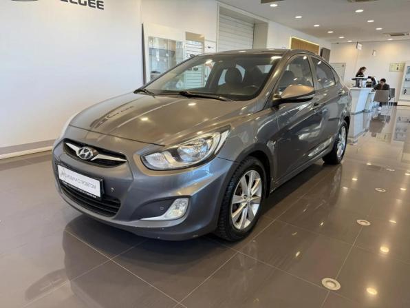 Hyundai Solaris I с пробегом 2012 года, цена 830 000 рублей, 172017 км, седан, Автокод Объявления