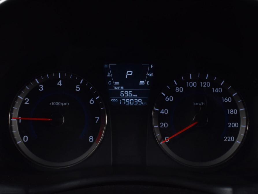 Hyundai Solaris I Рестайлинг Кемерово  - изображение 11