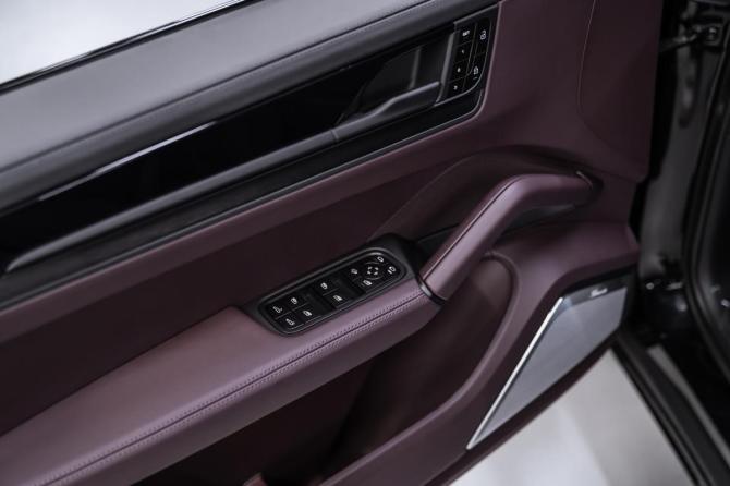 Новый Porsche Cayenne III Рестайлинг 2026 года, цена 25 290 000 рублей, внедорожник, Автокод Объявления