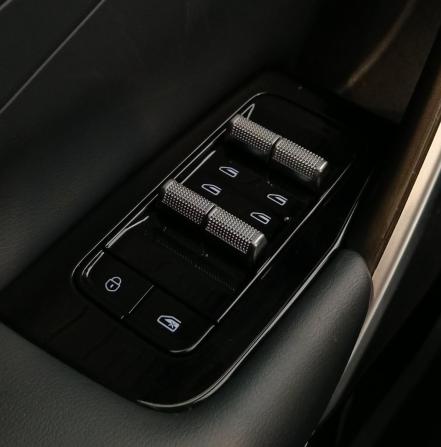 Geely Atlas II с пробегом 2024 года, цена 2 899 000 рублей, 23100 км, внедорожник, Автокод Объявления