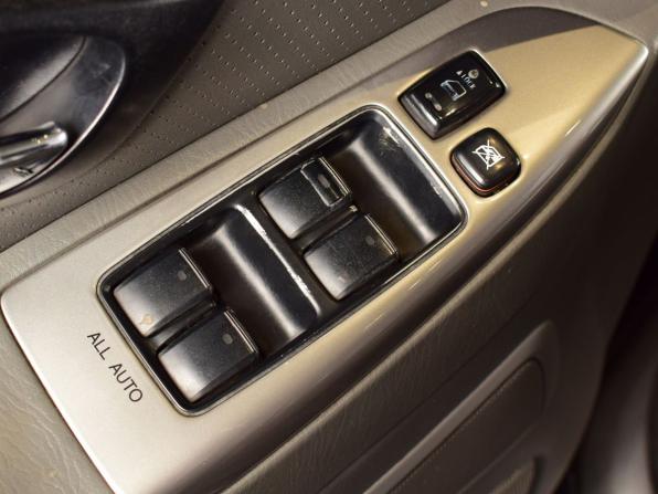 Toyota Land Cruiser Prado 120 Series Рестайлинг с пробегом 2008 года, цена 1 965 995 рублей, 318180 км, внедорожник, Автокод Объявления