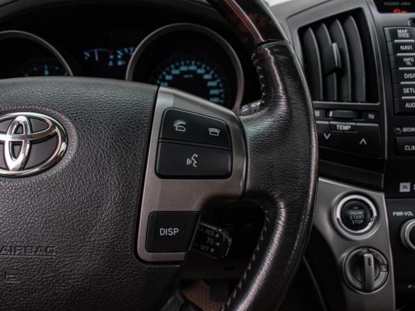 Toyota Land Cruiser 200 Series с пробегом 2010 года, цена 3 025 000 рублей, 203931 км, внедорожник, Автокод Объявления