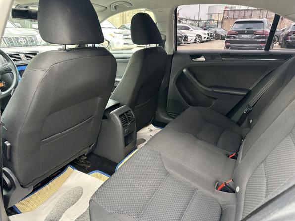 Volkswagen Jetta VI с пробегом 2012 года, цена 590 000 рублей, 170859 км, седан, Автокод Объявления
