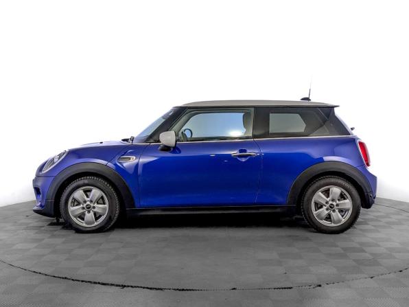 Mini Hatch III (F55/F56) Рестайлинг с пробегом 2021 года, цена 2 290 000 рублей, 54969 км, хэтчбек, Автокод Объявления