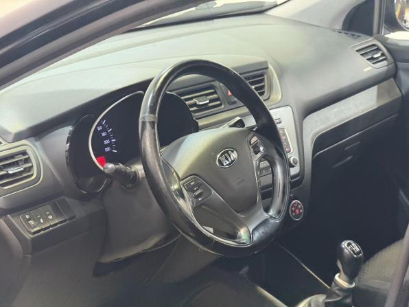 Kia Rio III Рестайлинг с пробегом 2017 года, цена 999 000 рублей, 108707 км, хэтчбек, Автокод Объявления
