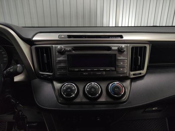 Toyota RAV4 IV (XA40) с пробегом 2013 года, цена 1 975 000 рублей, 134195 км, внедорожник, Автокод Объявления