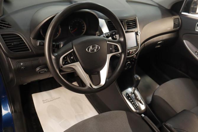 Hyundai Solaris I с пробегом 2012 года, цена 839 000 рублей, 144200 км, хэтчбек, Автокод Объявления