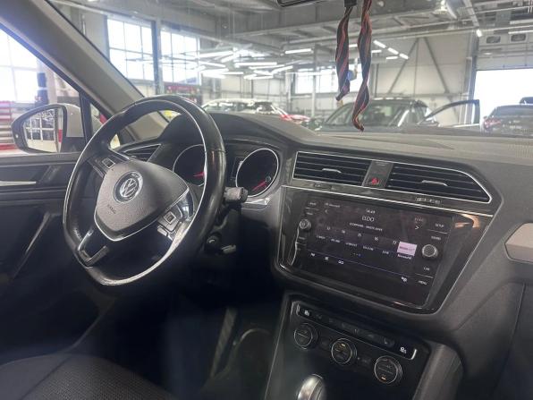 Volkswagen Tiguan II с пробегом 2019 года, цена 2 098 000 рублей, 100658 км, внедорожник, Автокод Объявления