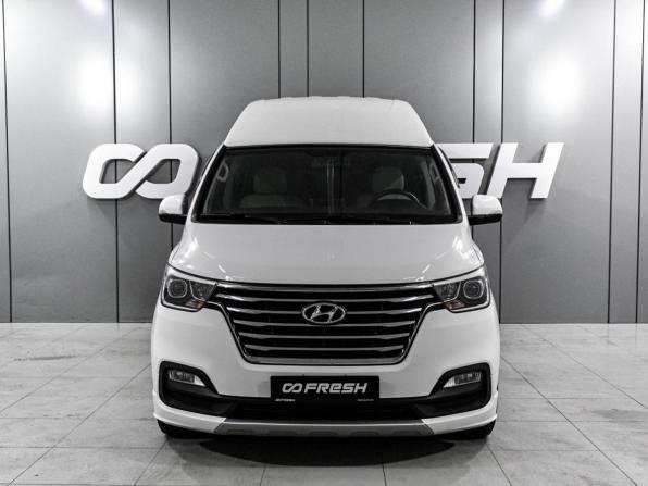 Hyundai Grand Starex I Рестайлинг 2 с пробегом 2019 года, цена 4 399 000 рублей, 100974 км, минивэн, Автокод Объявления