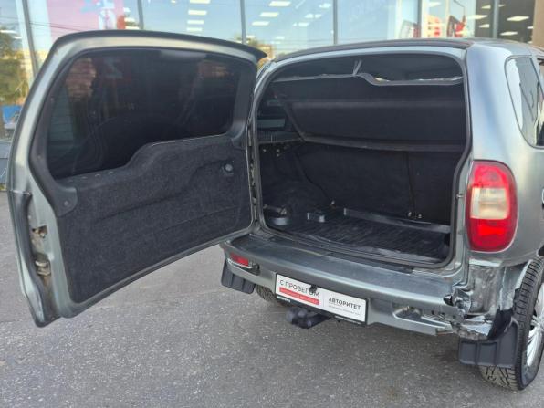 Chevrolet Niva I с пробегом 2006 года, цена 179 000 рублей, 219238 км, внедорожник, Автокод Объявления