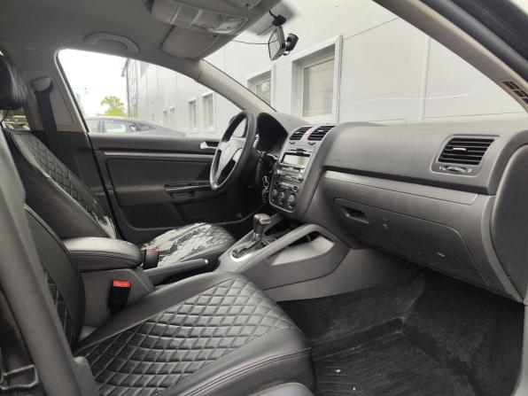 Volkswagen Jetta V с пробегом 2009 года, цена 670 000 рублей, 140263 км, седан, Автокод Объявления