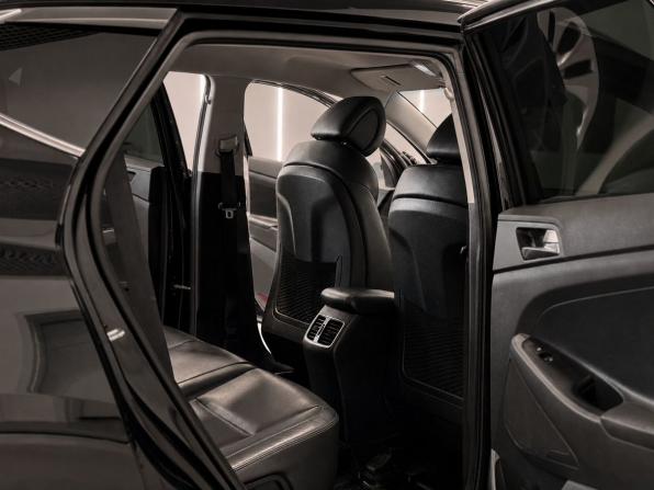 Hyundai Tucson III с пробегом 2018 года, цена 2 199 000 рублей, 120550 км, внедорожник, Автокод Объявления