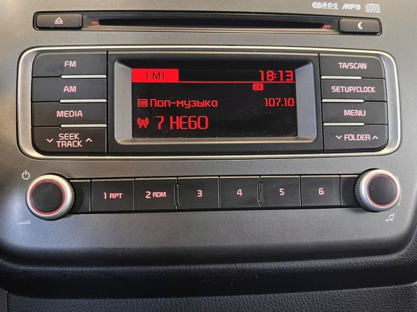 Kia Rio III Рестайлинг с пробегом 2015 года, цена 935 000 рублей, 139000 км, хэтчбек, Автокод Объявления