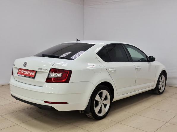 Skoda Octavia III (A7) Рестайлинг с пробегом 2017 года, цена 1 330 000 рублей, 265876 км, лифтбек, Автокод Объявления