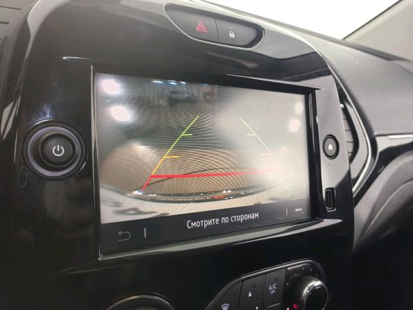 Renault Kaptur I Рестайлинг с пробегом 2021 года, цена 1 610 000 рублей, 95718 км, внедорожник, Автокод Объявления