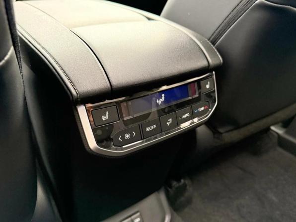 Toyota Highlander IV (XU70) с пробегом 2026 года, цена 5 577 000 рублей, 5 км, внедорожник, Автокод Объявления