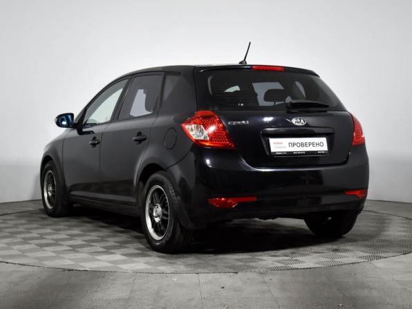 Kia Ceed I Рестайлинг с пробегом 2011 года, цена 590 000 рублей, 220316 км, хэтчбек, Автокод Объявления