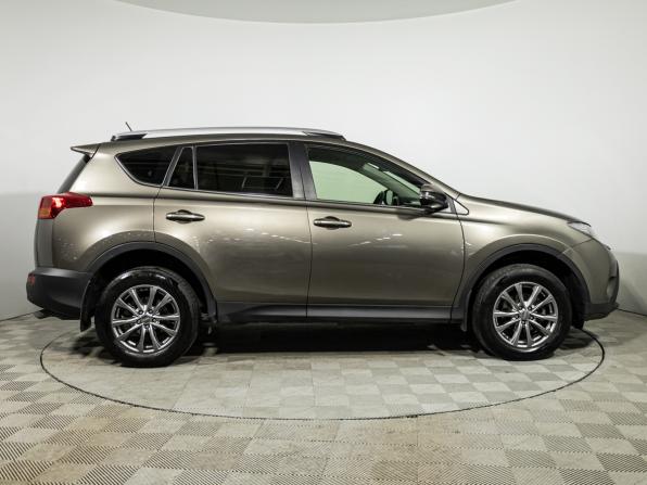 Toyota RAV4 IV (XA40) с пробегом 2015 года, цена 1 799 585 рублей, 230722 км, внедорожник, Автокод Объявления