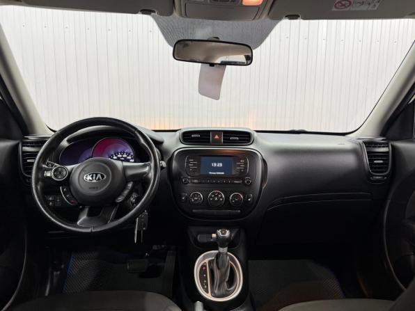 Kia Soul II Рестайлинг с пробегом 2017 года, цена 1 557 000 рублей, 74359 км, хэтчбек, Автокод Объявления