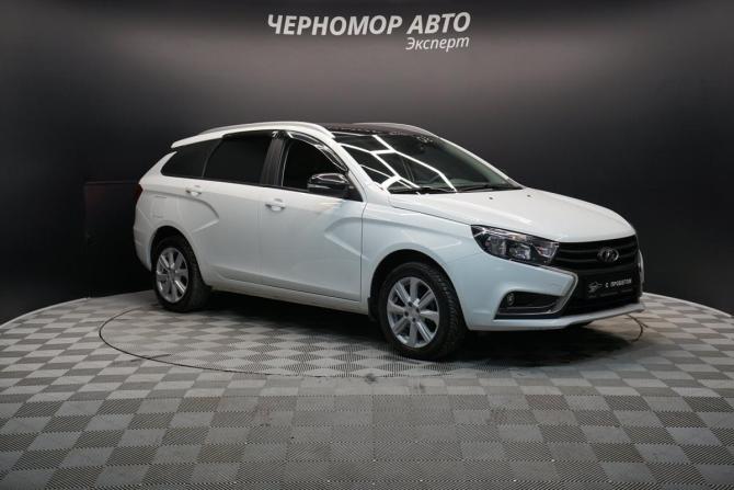 Lada (ВАЗ) Vesta I с пробегом 2022 года, цена 1 450 000 рублей, 59139 км, универсал, Автокод Объявления
