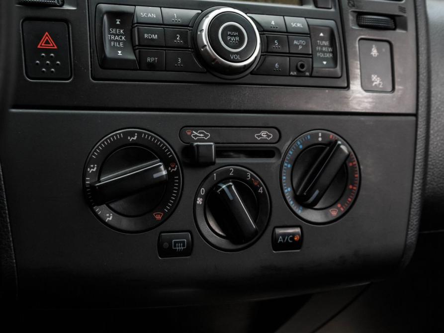 Nissan Tiida I Уфа  - изображение 11