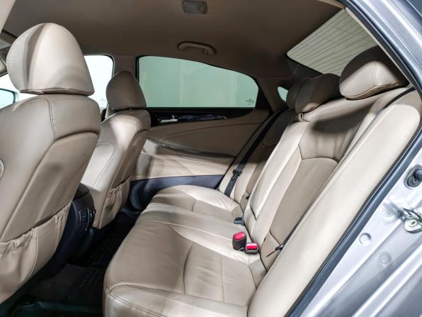 Hyundai Sonata VI (YF) с пробегом 2011 года, цена 949 000 рублей, 188508 км, седан, Автокод Объявления