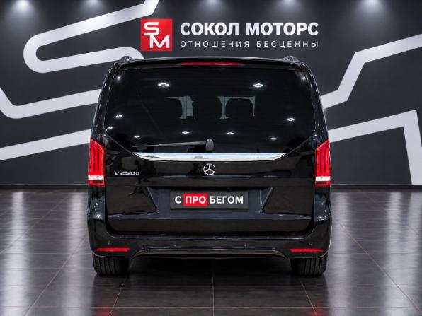 Mercedes-Benz V-Класс III (W447) с пробегом 2018 года, цена 3 899 000 рублей, 319000 км, минивэн, Автокод Объявления