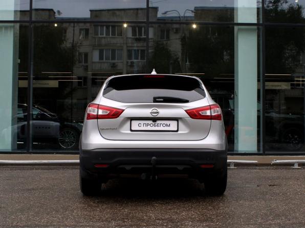 Nissan Qashqai II с пробегом 2018 года, цена 1 565 000 рублей, 131161 км, внедорожник, Автокод Объявления