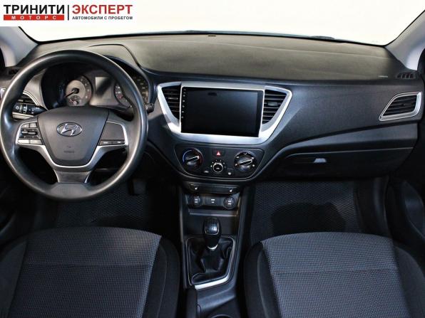 Hyundai Solaris II Рестайлинг с пробегом 2020 года, цена 1 097 000 рублей, 207578 км, седан, Автокод Объявления