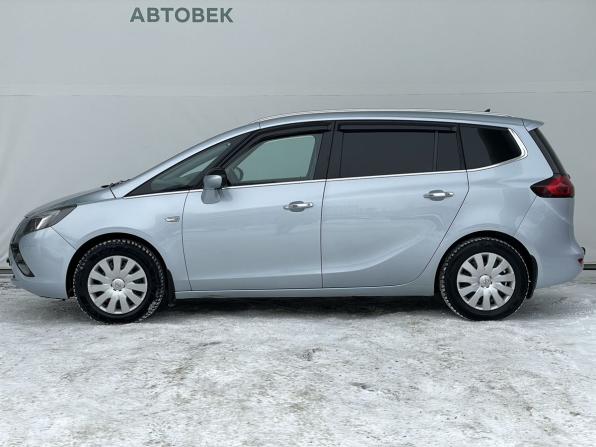 Opel Zafira C с пробегом 2013 года, цена 975 000 рублей, 228568 км, компактвэн, Автокод Объявления