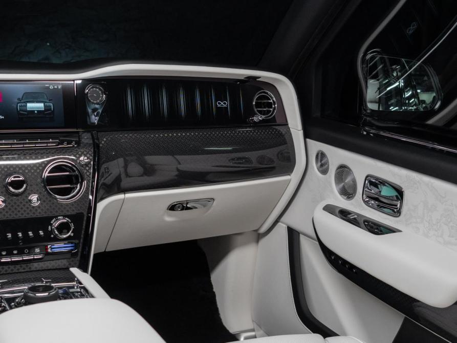 Rolls-Royce Cullinan I Рестайлинг Москва  - изображение 30