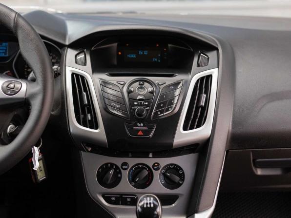 Ford Focus III с пробегом 2013 года, цена 650 000 рублей, 186639 км, хэтчбек, Автокод Объявления