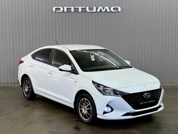 Hyundai Solaris II Рестайлинг с пробегом 2020 года, цена 1 587 000 рублей, 76674 км, седан, Автокод Объявления