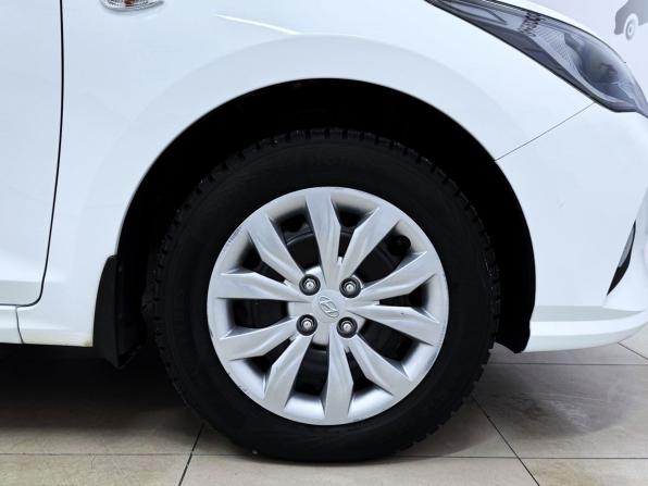 Hyundai Solaris II Рестайлинг с пробегом 2021 года, цена 1 580 000 рублей, 76347 км, седан, Автокод Объявления