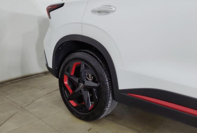 Omoda C5 I с пробегом 2023 года, цена 1 780 000 рублей, 59915 км, внедорожник, Автокод Объявления