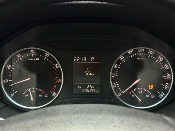 Skoda Octavia II (A5) Рестайлинг с пробегом 2012 года, цена 699 000 рублей, 235000 км, лифтбек, Автокод Объявления