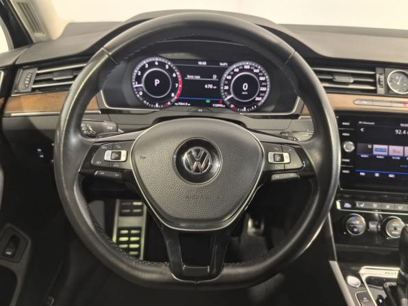 Volkswagen Passat B8 с пробегом 2018 года, цена 2 949 900 рублей, 113992 км, универсал, Автокод Объявления