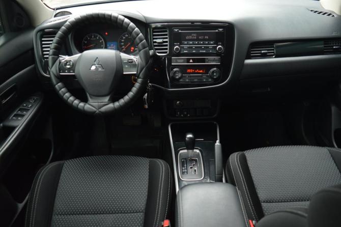 Mitsubishi Outlander III Рестайлинг 3 с пробегом 2019 года, цена 1 920 000 рублей, 95004 км, внедорожник, Автокод Объявления