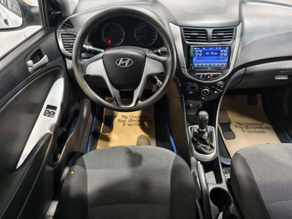 Hyundai Solaris I с пробегом 2013 года, цена 625 000 рублей, 293314 км, седан, Автокод Объявления