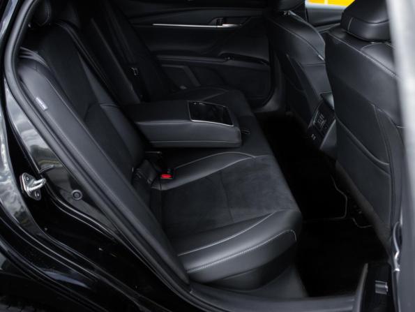 Toyota Camry IX (XV80) China Market с пробегом 2025 года, цена 3 499 000 рублей, 47150 км, седан, Автокод Объявления