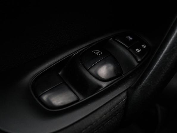 Nissan Qashqai II с пробегом 2016 года, цена 1 600 000 рублей, 117092 км, внедорожник, Автокод Объявления